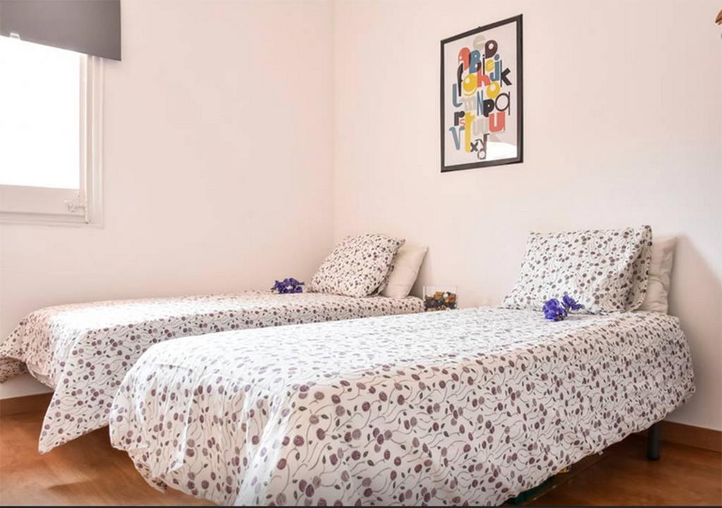 Bcn4Days 24/7 Apartments L'Hospitalet de Llobregat Buitenkant foto
